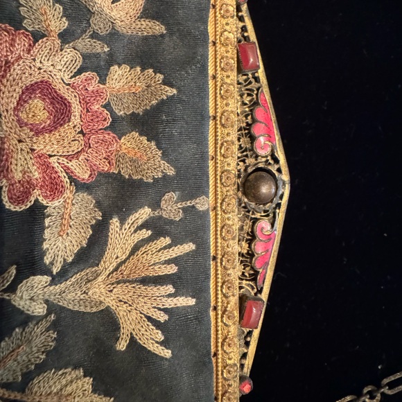 Exquisite Floral Embroidered Evening Bag, French, enamel, w/ mirror, filigree - Picture 5 of 14
